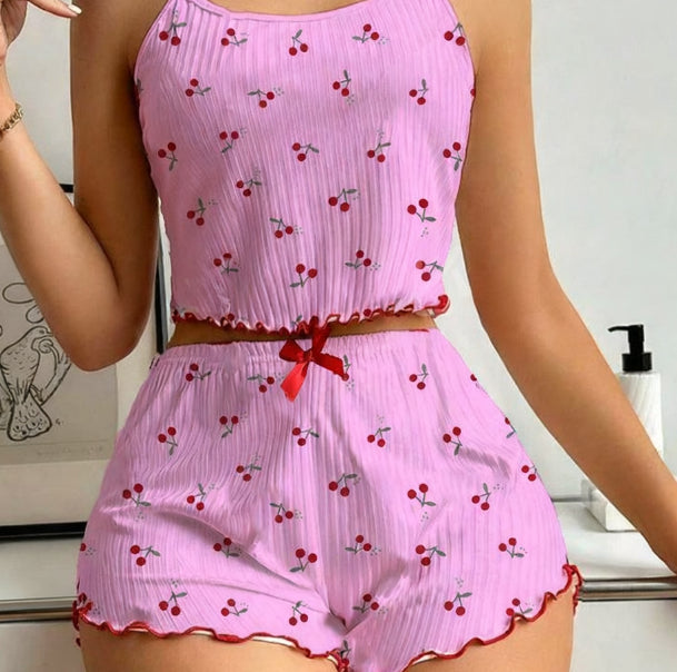 Two piece set of women's love pajamas