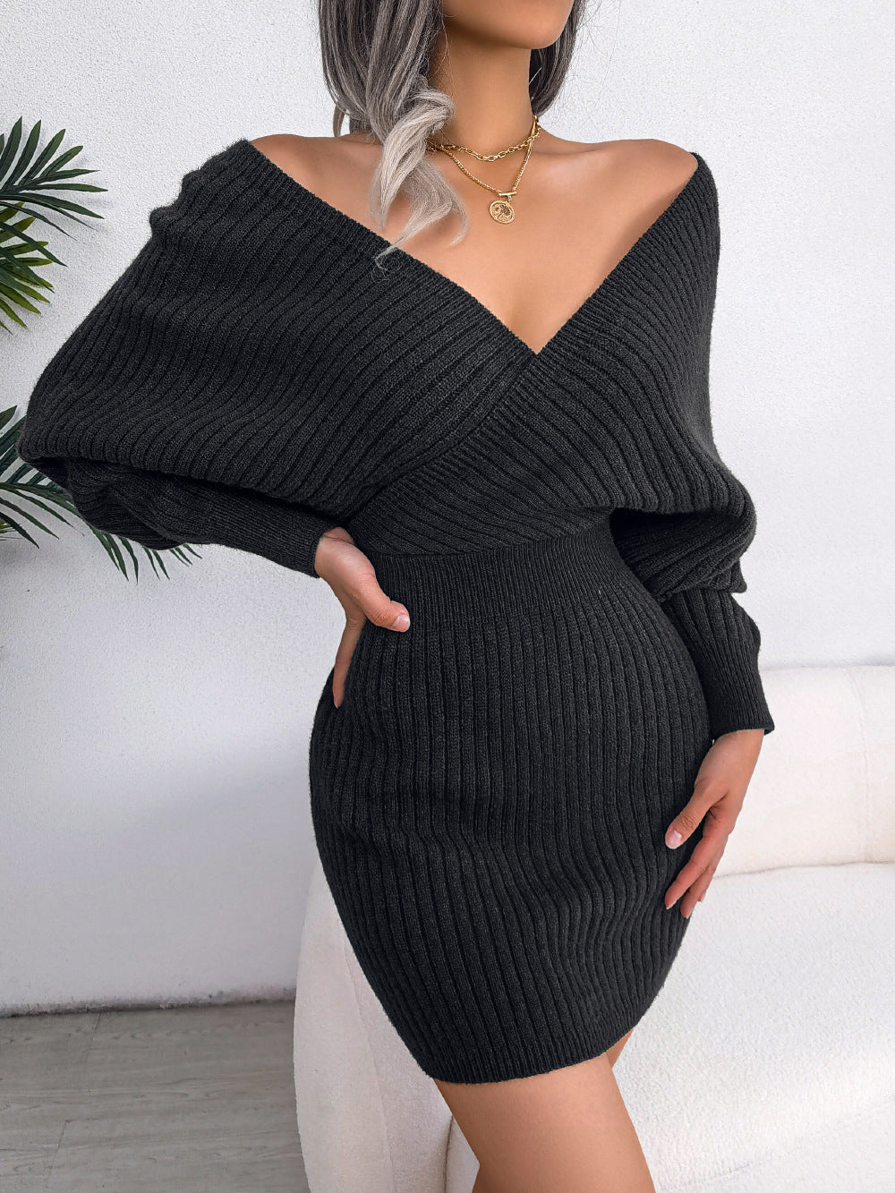 V-neck bat bag buttocks sweater dress - SMSB 66