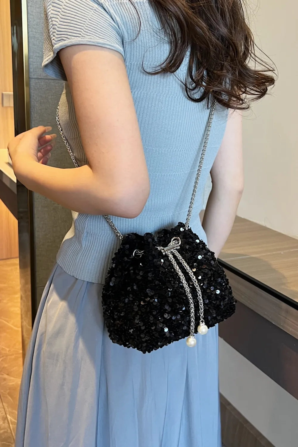 Sequin Chain Drawstring Bucket Bag - SMSB 66