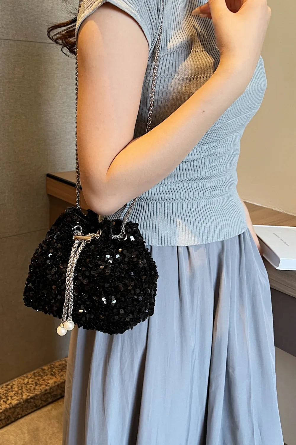 Sequin Chain Drawstring Bucket Bag - SMSB 66
