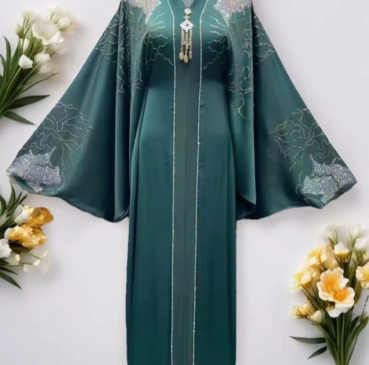 Abaya de luxe pour femmes musulmanes, en soie ornée de diamants, style moderne, décontracté, à porter tous les jours, nouveau design, vente en gros personnalisée SMSB 66