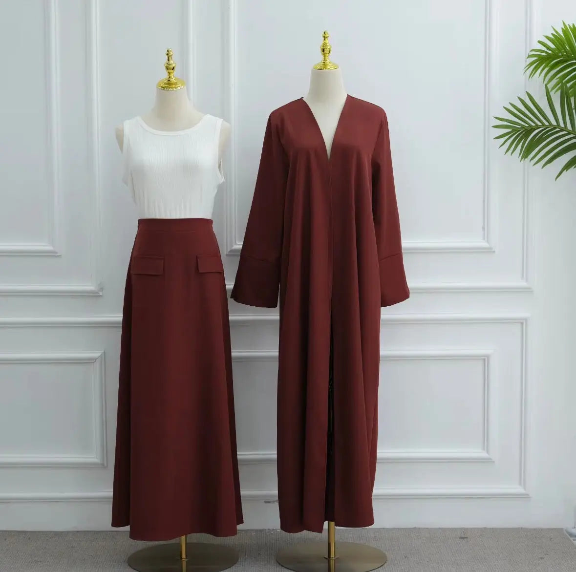 Abaya pour femmes 2026 Loriya Vêtement islamique
Abaya ouvert en nylon et spandex avec jupe, ensemble abaya 2 pièces, robes pour femmes pour l'Aid du Ramadan SMSB 66