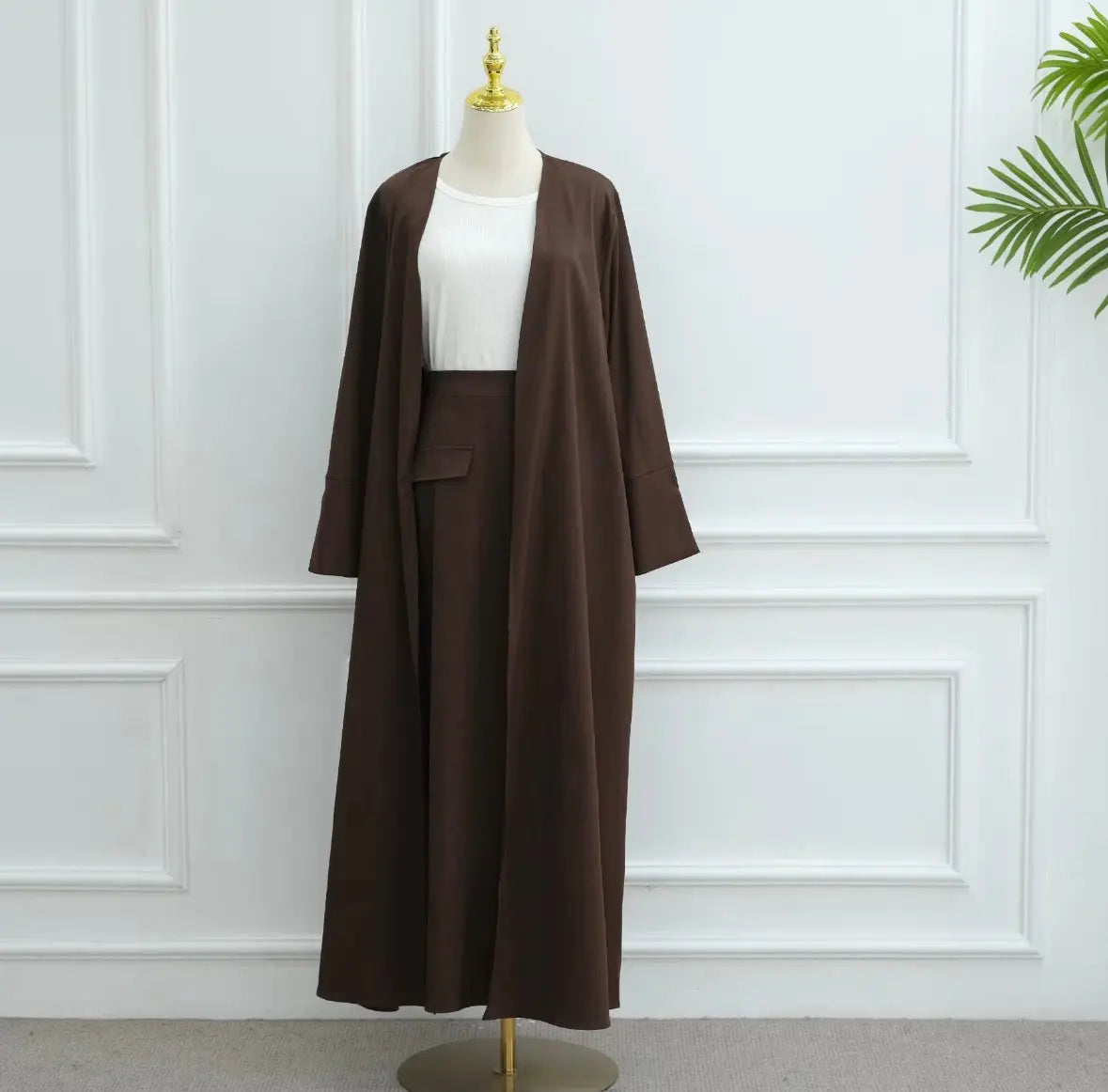 Abaya pour femmes 2026 Loriya Vêtement islamique
Abaya ouvert en nylon et spandex avec jupe, ensemble abaya 2 pièces, robes pour femmes pour l'Aid du Ramadan SMSB 66