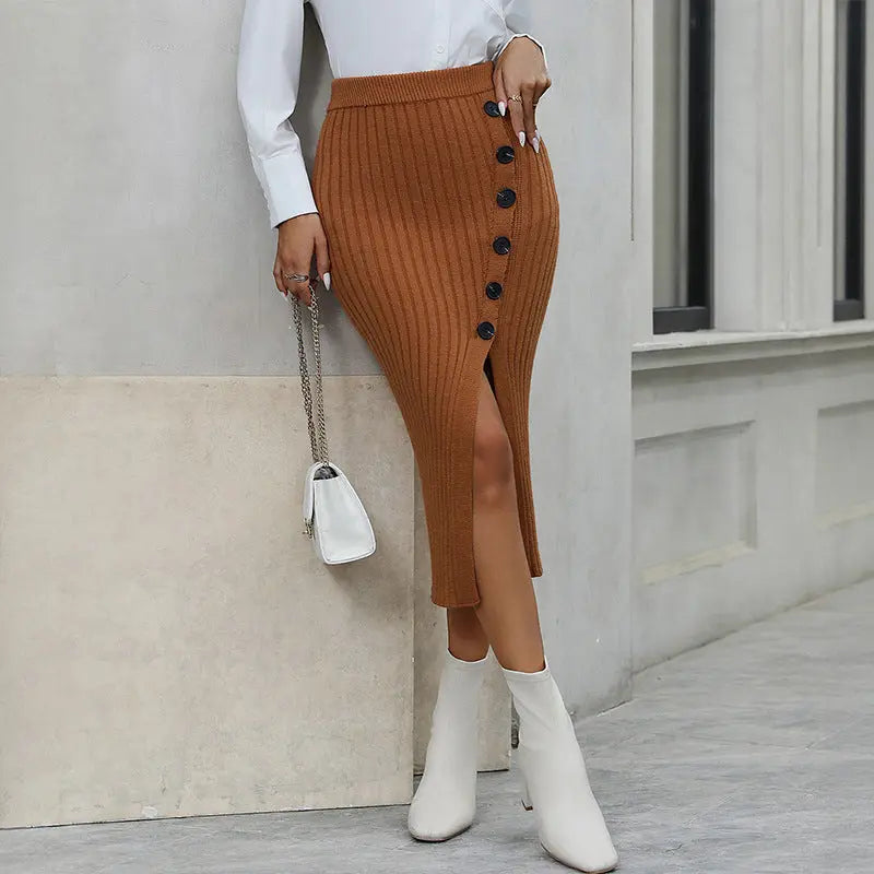 Elegant style knitted hip hugging slit solid color skirt eprolo