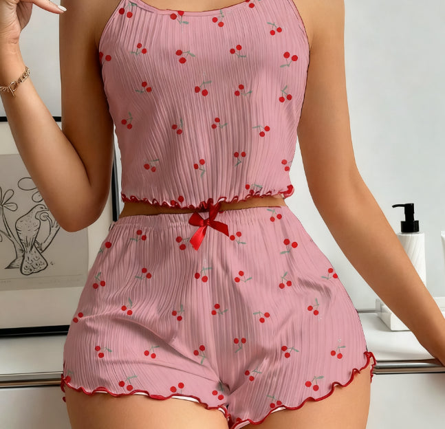 Two piece set of women's love pajamas