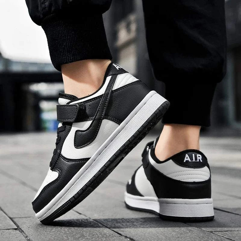 Boys' sports shoes 2025 new leather-covered waterproof children's casual shoes primary school trend non-slip board shoes - SMSB 66