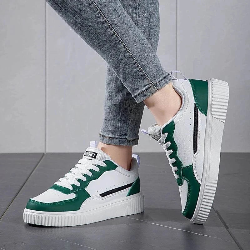 Lightweight breathable green and white skateboarding sneakers for women and men, casual outdoor running shoes