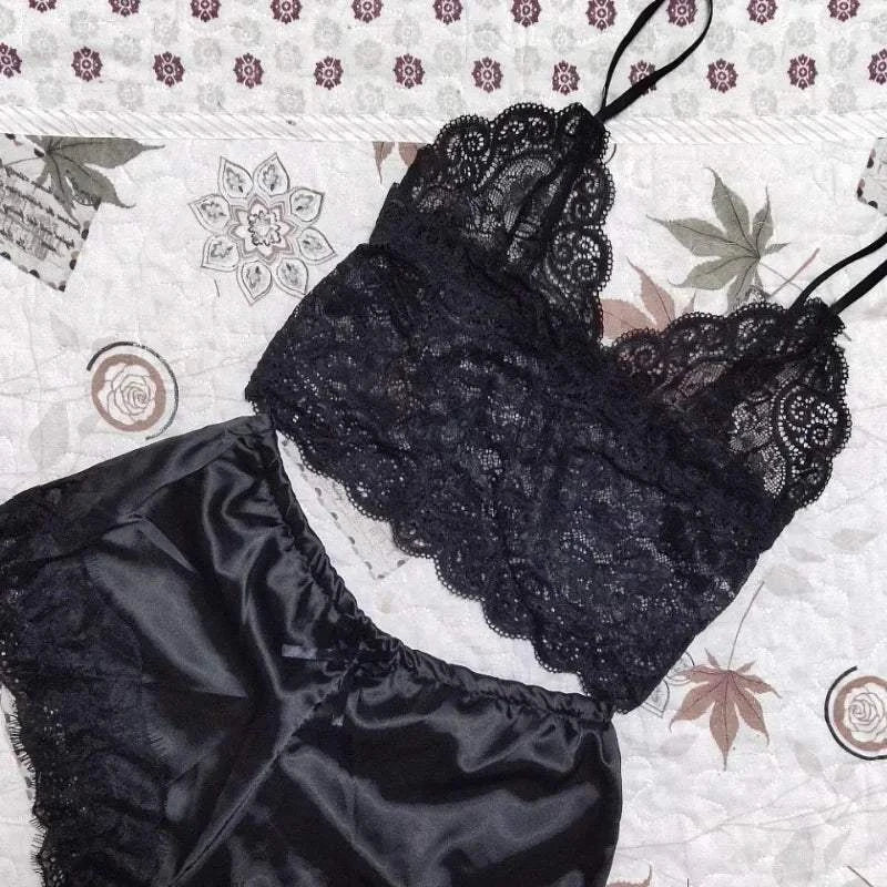 Sleepwear Womens Sexy Pajamas Set Lace Nachtkleding Lingerie Sleeveless V-Neck Tops and Shorts Sets Nightwear Loungewear - SMSB 66