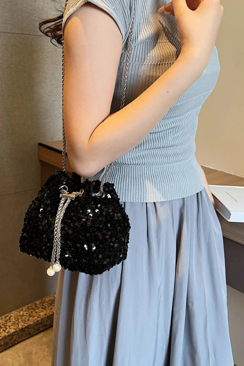 Sequin Chain Drawstring Bucket Bag - SMSB 66