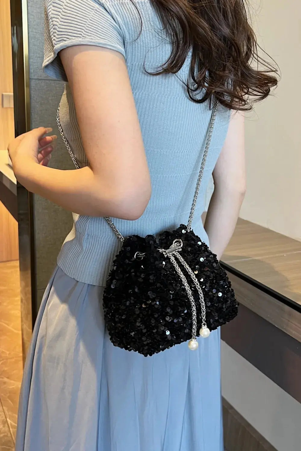 Sequin Chain Drawstring Bucket Bag - SMSB 66