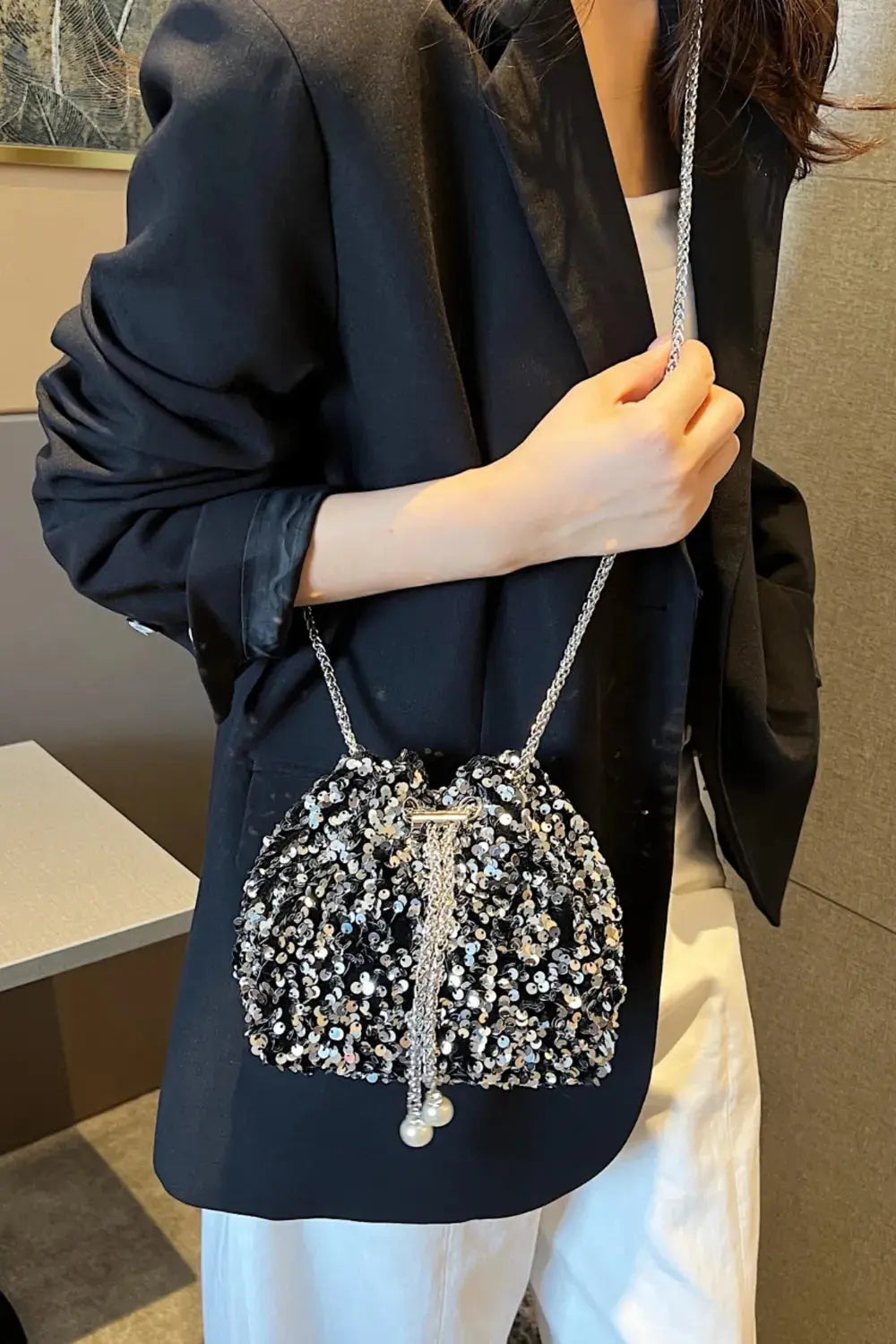 Sequin Chain Drawstring Bucket Bag - SMSB 66