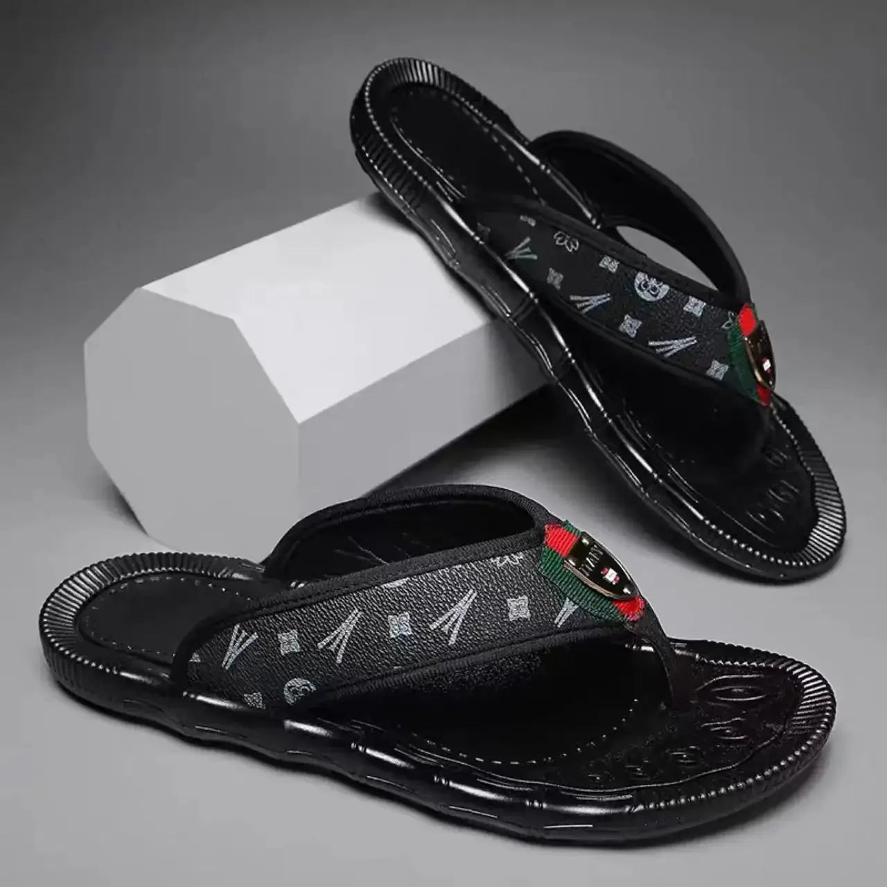 Summer Slippers Men Flip Flops Beach Sandals Non-slip Casual Flat Shoes Slippers Indoor House Shoes for Men Outdoor Slides - SMSB 66