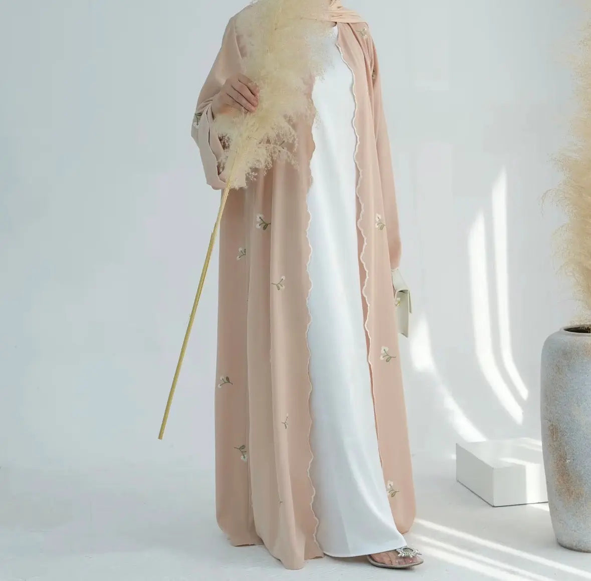 Vêtement islamique Nouvelle abaya 2025 de luxe Nida, cardigan abaya brodé de fleurs sur tout le vêtement, abaya modeste ouverte, robe musulmane pour femmes SMSB 66
