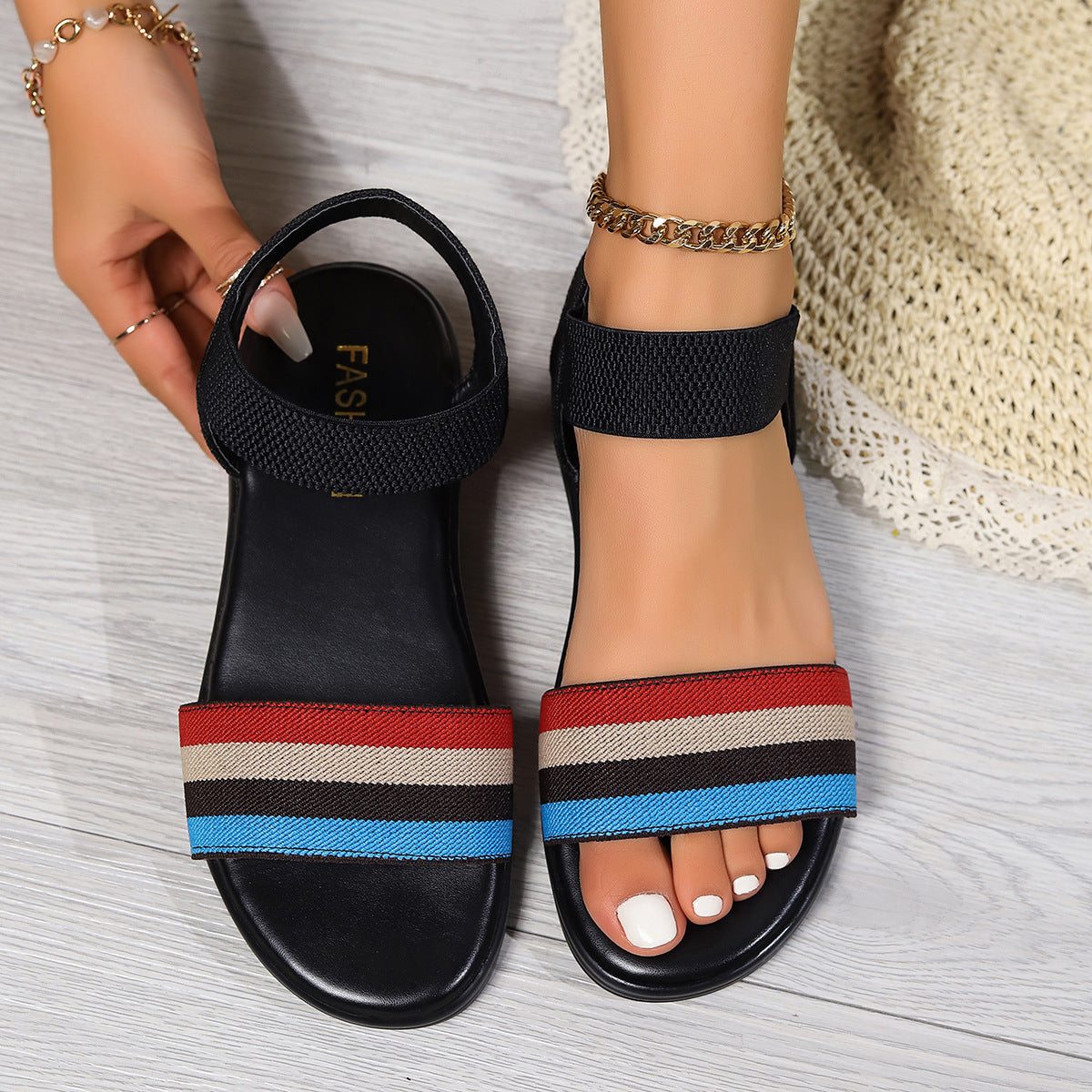 Women’s fashion color-block elastic sandals with fish mouth design and flat sole